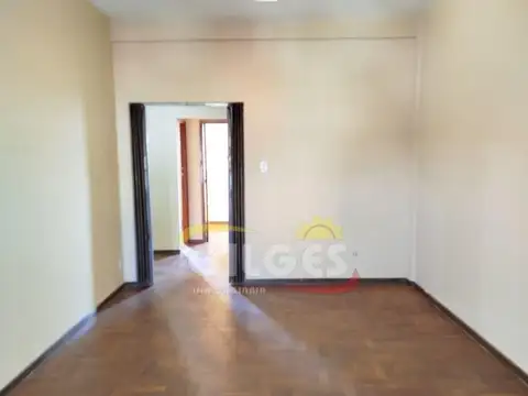 Venta de Departamento 3 Ambientes  en Ciudadela  Buen Estado