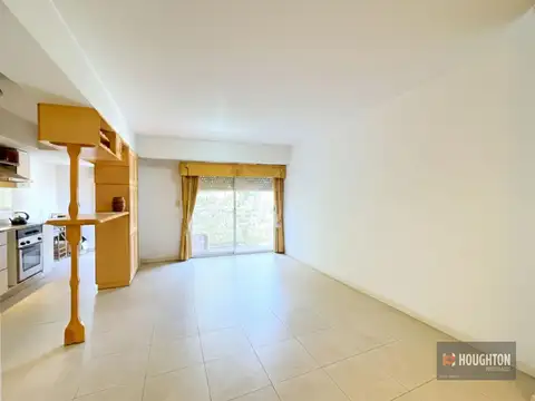 Departamento en VENTA 2 Ambientes con Cochera, Amenities y Jardín