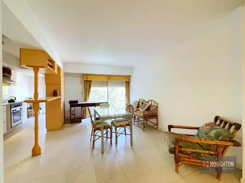 Departamento en VENTA 2 Ambientes con Cochera, Amenities y Jardín