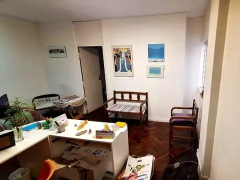 Paraná 200, Piso 1