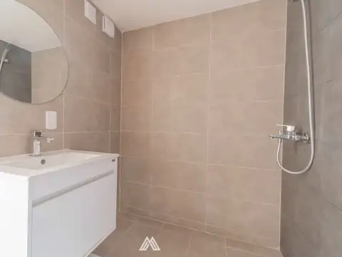 21 de Setiembre 2600