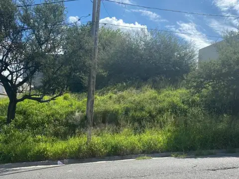 Lote de 412 mts en Barrio Parque Capital