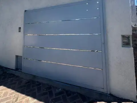 Oficina 2 ambientes con 1 baño