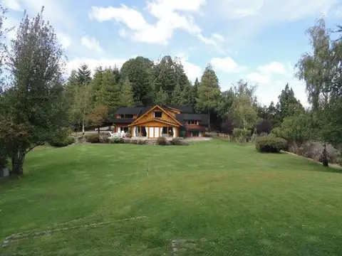Casa en Venta en Bariloche – 7 amb.