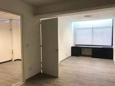 VENTA OFICINA CENTRO MAS 4 COCHERAS