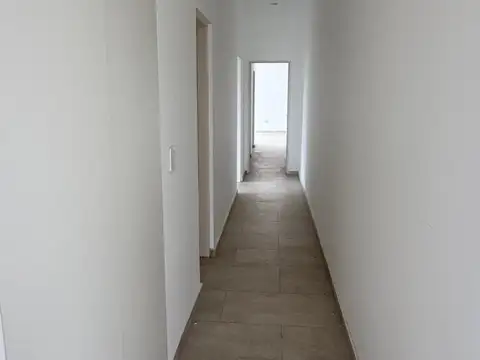 4 amb a estrenar, con piscina