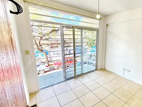 Estomba 3500 - Saavedra-  2 amb con patio y balcón - Bajas expensas - 47 m2