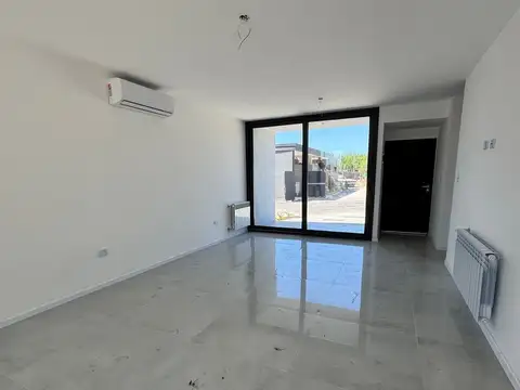 Casa en Venta en Rincón de Milberg, USD 220.000