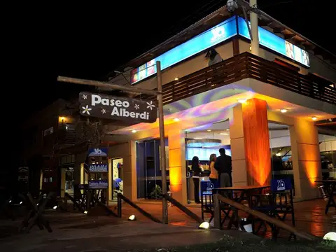 Local en Alquiler en Centro, $ 2.222