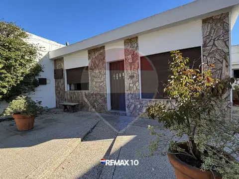 SE VENDE HERMOSA CASA EN FORIDA