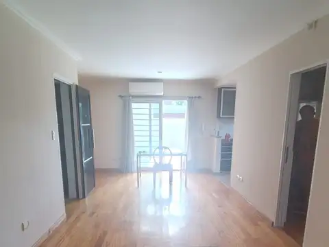 Departamento en Alquiler en Lomas de Zamora, $ 750.000