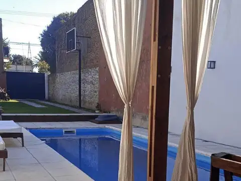 Pasaje Balcarce e/ San Lorenzo y 14 de Julio