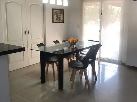 Casa en Venta en Santa Ana, USD 320.000