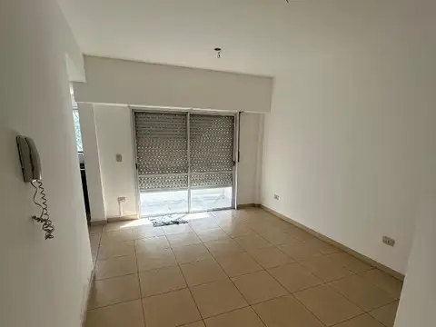 Depto 2 amb antig 5 años. Ctdo o Anticipo y Ctas