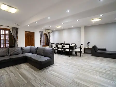 Casa en Venta en Villa Santos Tesei, USD 159.000
