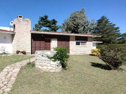 Casa en venta 3 dormitorios en Villa Eden La Falda.