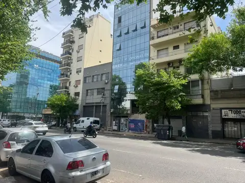 Galpon en Venta en Flores Norte, USD 2.100.000