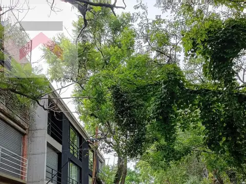 Impecable Monoambiente con Cochera y Baulera en San Isidro Centro