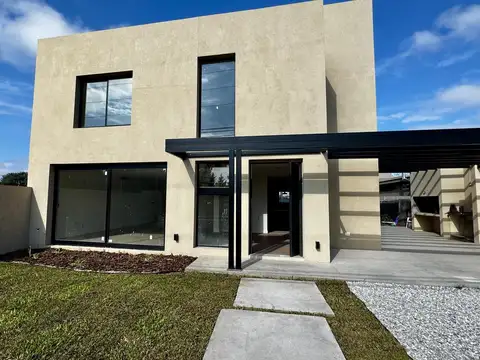 venta Casa en Funes a estrenar 3 dormitorios jardin y pileta