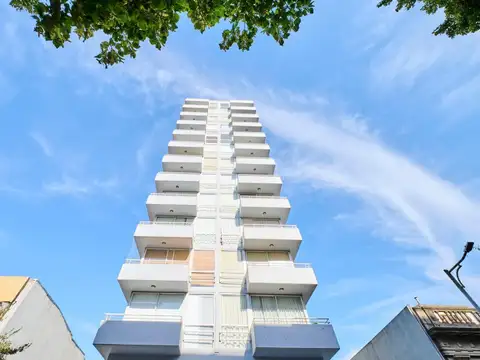 VENTA - Dpto. 3 Amb. en Victoria. Balcón, Cochera y Pileta