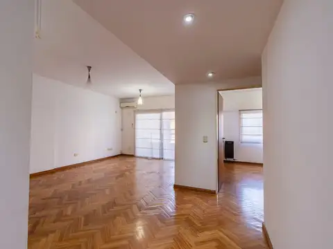 VENTA DEPARTAMENTO 2 AMB  SAN TELMO LUMINOSO