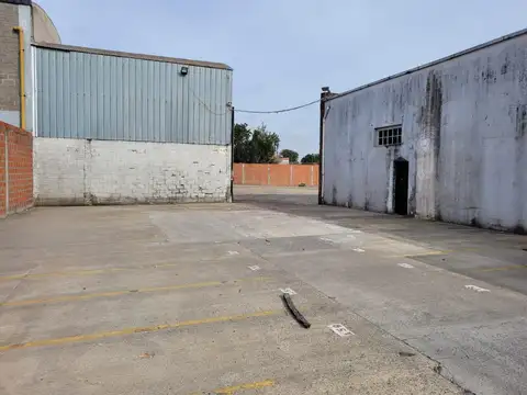 Galpon en Alquiler 72  mts Fondo
