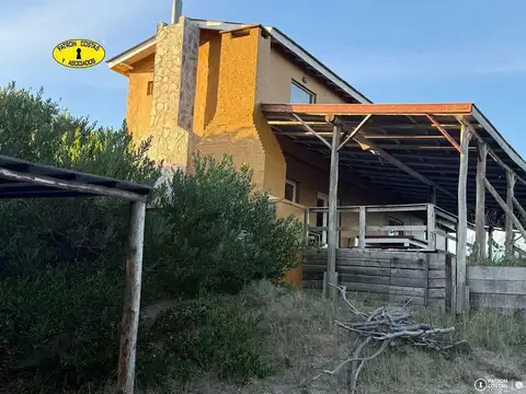 Casa en venta en Chacras del Mar, 3 Dormitorios y departamento huespedes