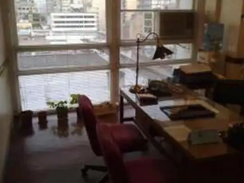 Oficina en Venta 60 años