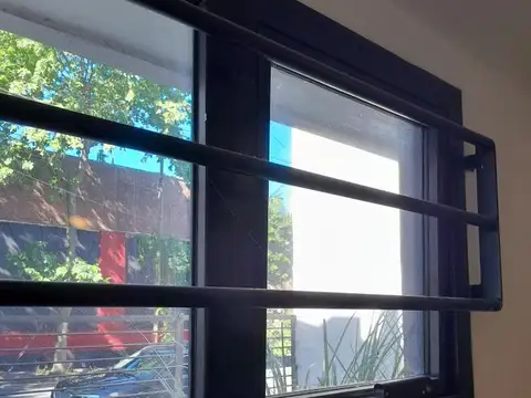 Depto Tipo Casa en Venta al Este