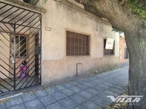 Gral. Juan Lavalle  al 3700
