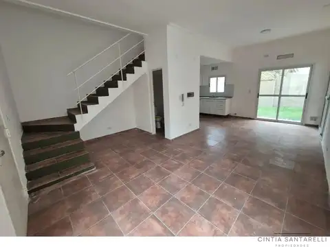 Casa en Alquiler de 2 dormitorios