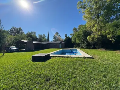 Casa 3 ambientes con 2 baños