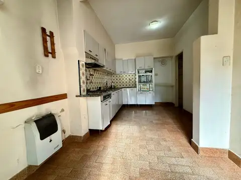 Casa 4 ambientes en lote propio de 8.66 x 12.7