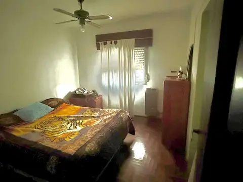 Venta casa 4 ambientes con patio, Glew