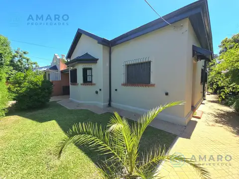 VENTA · CASA · 3 DORMITORIOS   COMODÍN · COCHERA · FISHERTON