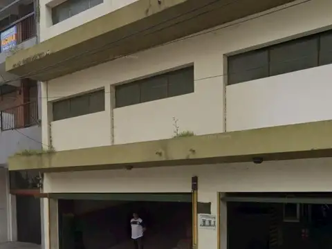 Cochera en el centro de Quilmes