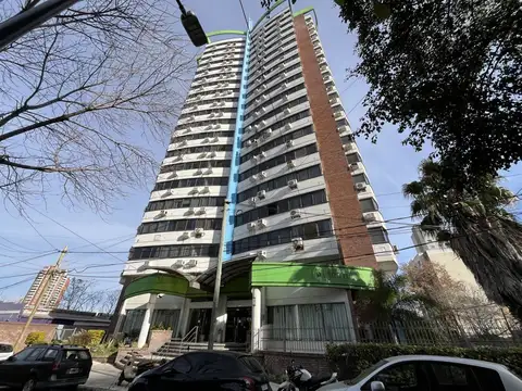 Maestro Angel D'elia 800, Piso 13