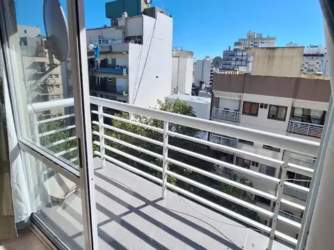 Entre Rios 2500, Piso 8