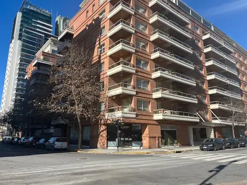 Olga Cossettini 1100, Piso 1