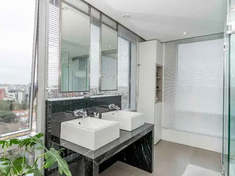 Departamento en Alquiler con 2 cocheras