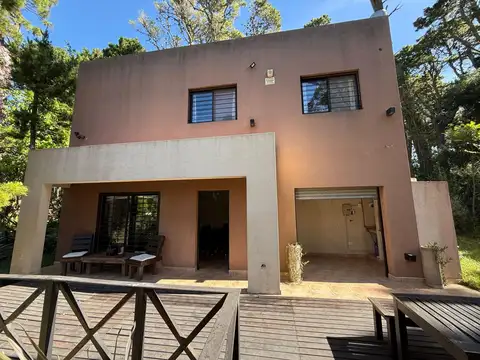 Excelente casa para 6 Pax en alquiler temporario. Mar Azul