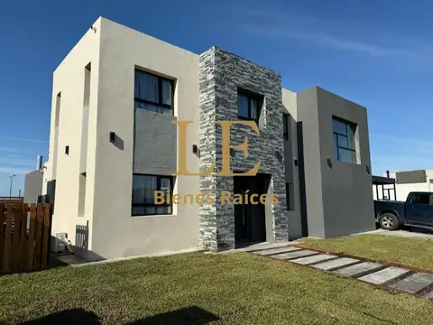 Casa en Venta en San Sebastian, USD 239.000