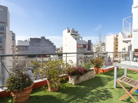 VENTA 2 AMB DEVOTO BALCON TERRAZA 2 BAÑOS COCHERA
