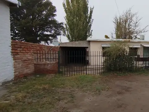 Casa 3 ambientes con 1 baño