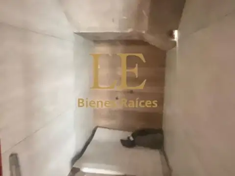 Casa 6 ambientes con 4 baños