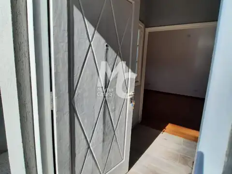 Casa en Alquiler con 1 cochera