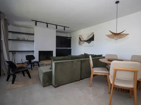 Casa en Alquiler de 3 dormitorios