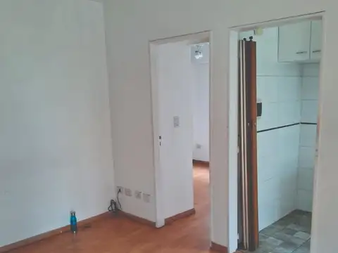 Doblas 500, Piso 3