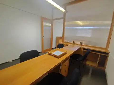 Oficina en Venta 66 años