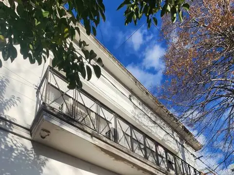 Calle 64 entre 4 y 5 400